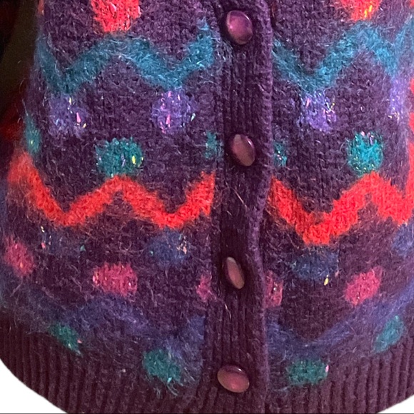 Hand Loomed Vintage Cardigan - Picture 5 of 5